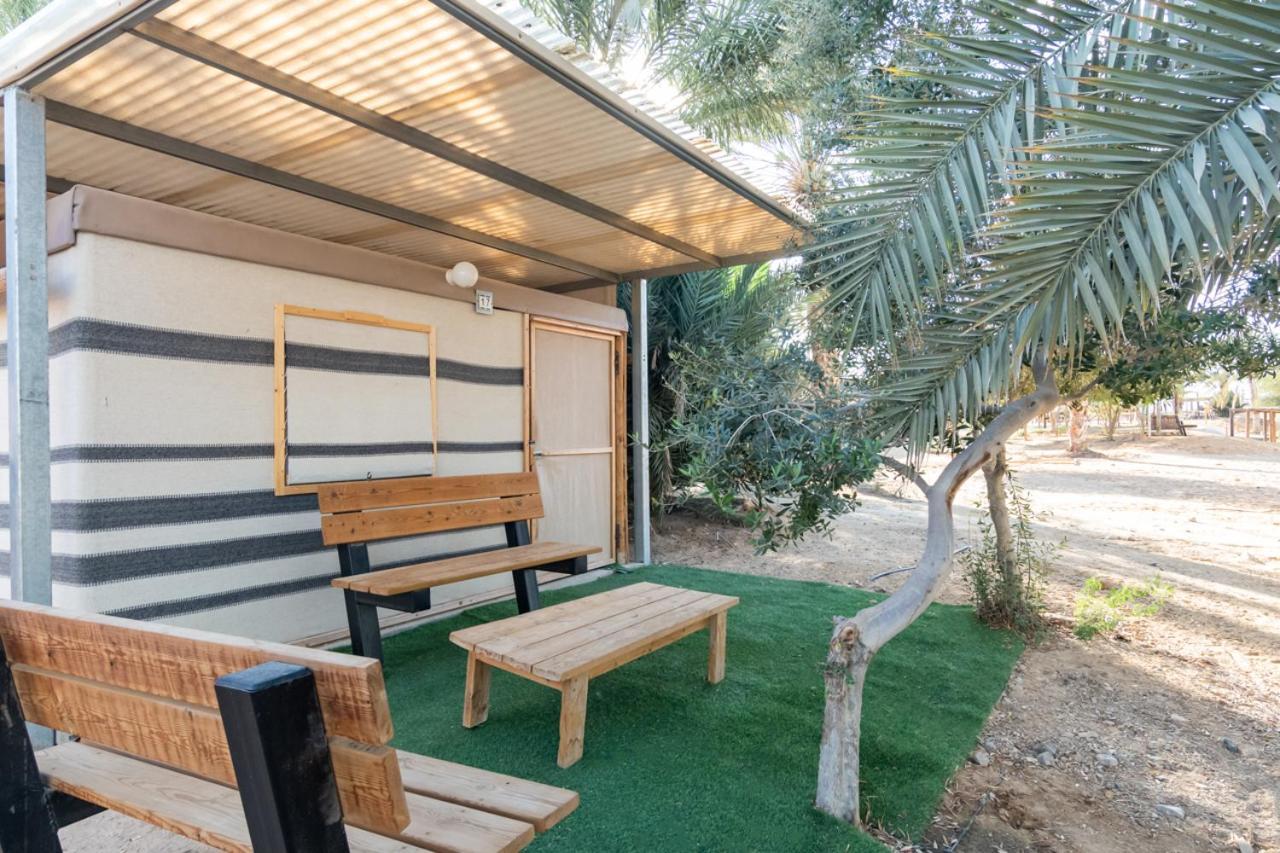 Ras Hasita Hotel Hazeva Екстериор снимка