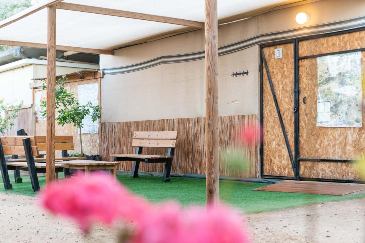 Ras Hasita Hotel Hazeva Екстериор снимка
